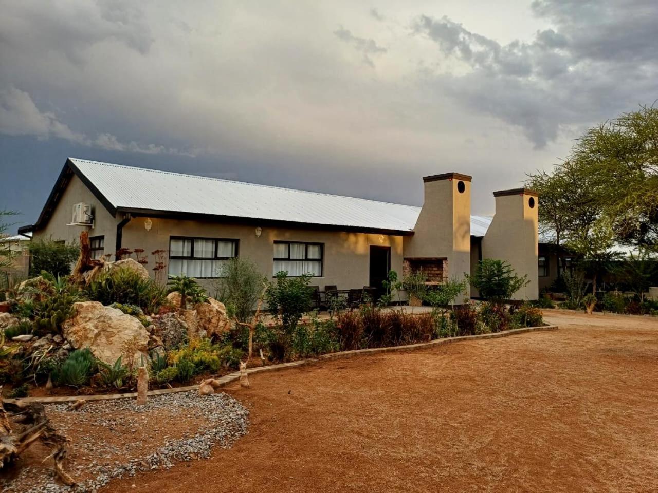Knowhere Selfcatering Unit 1 Na Omaruru Exterior photo